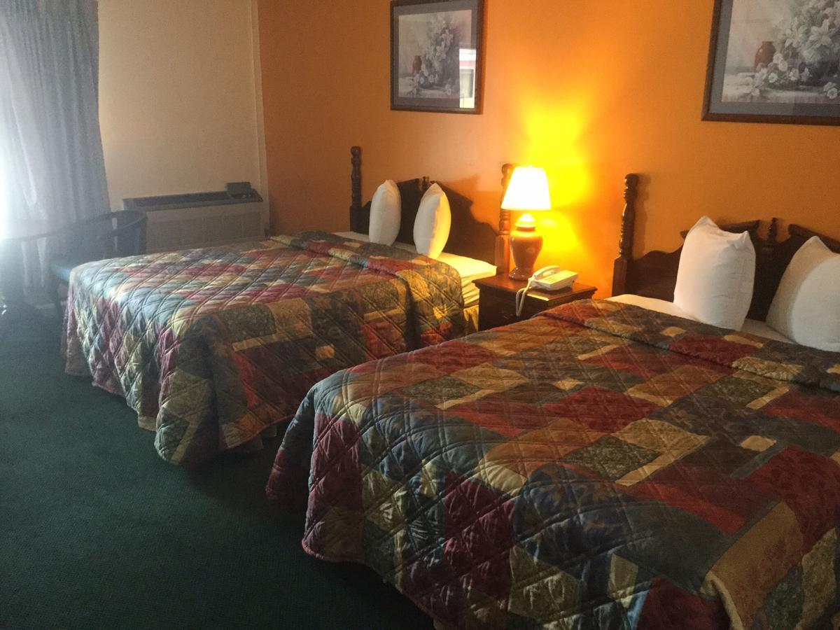Budget Inn Lumberton Exterior photo